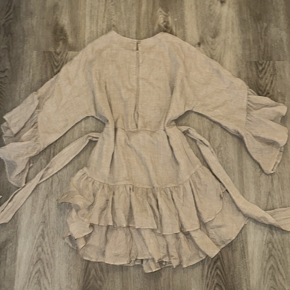 Linen light brown 3/4 sleeve ruffle mini dress - Picture 3 of 5